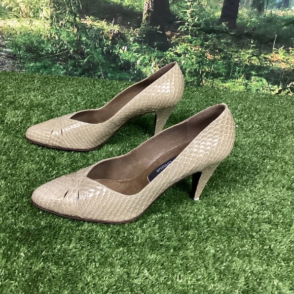 Stuart Weitzman Snake Skin Heels Vintage 8 - Picture 4 of 15